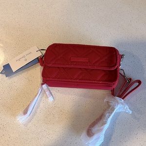 Very Bradley small crossbody